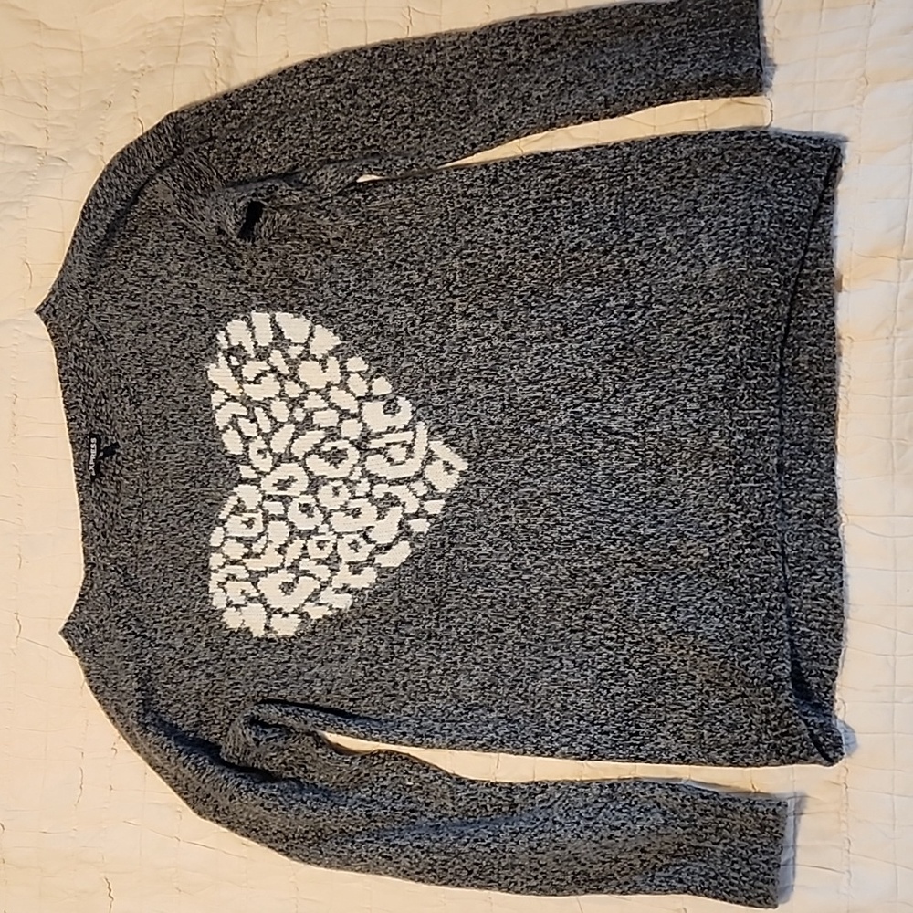 Express sweater medium with cheetah print heart